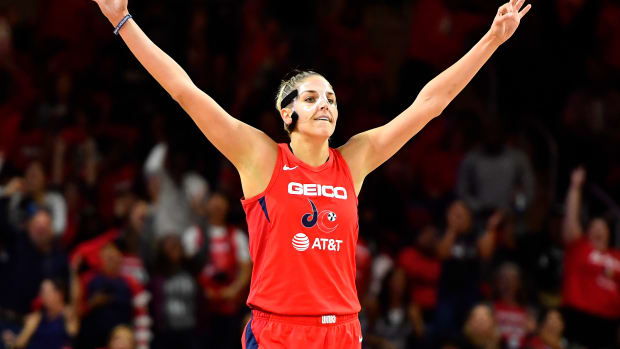 Elena Delle Donne celebrates after a made shot.